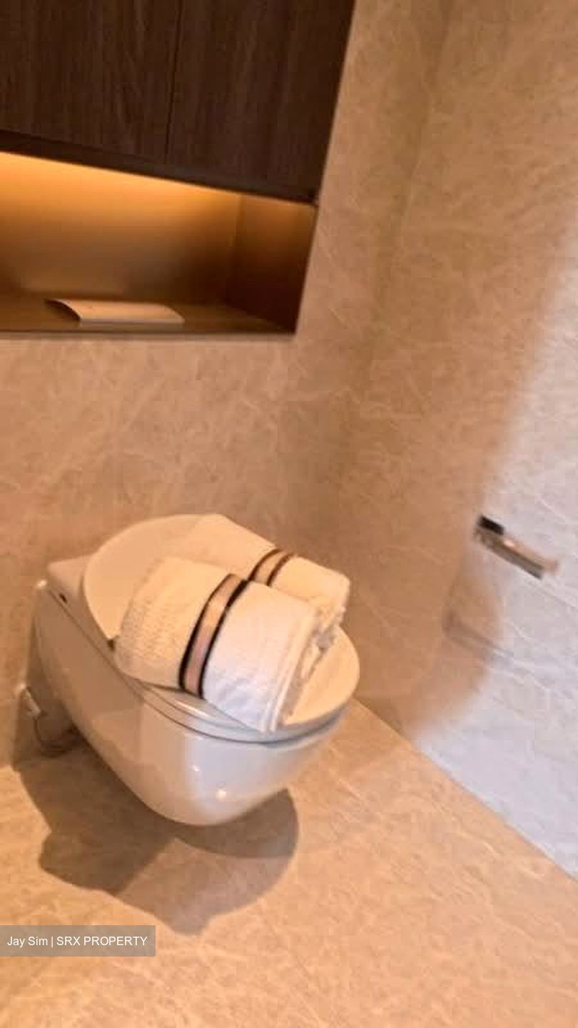 19 Nassim (D10), Apartment #574628881